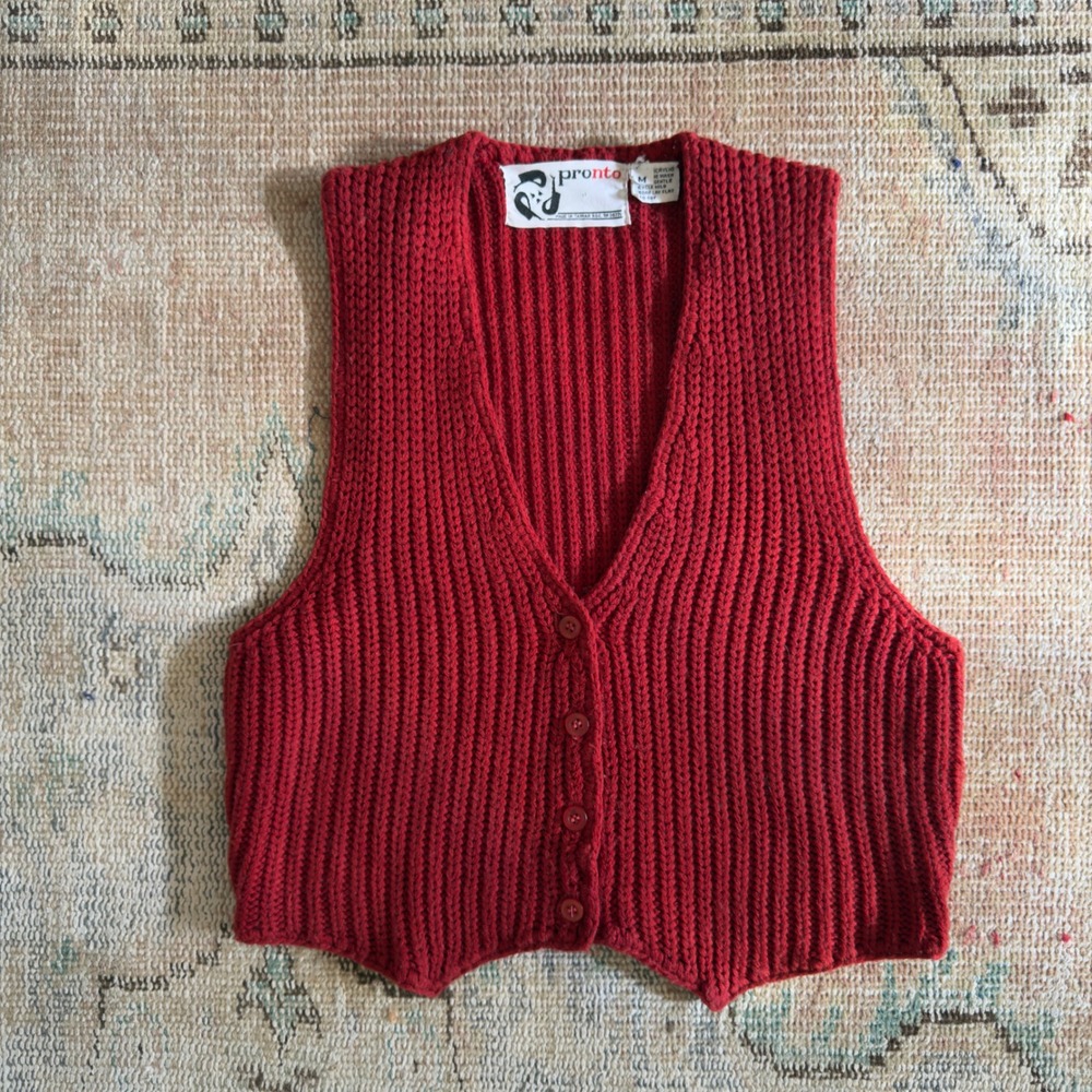 Vintage Pronto Red Knit Sweater Vest Acrylic Ribbed Button Front V-Neck Medium